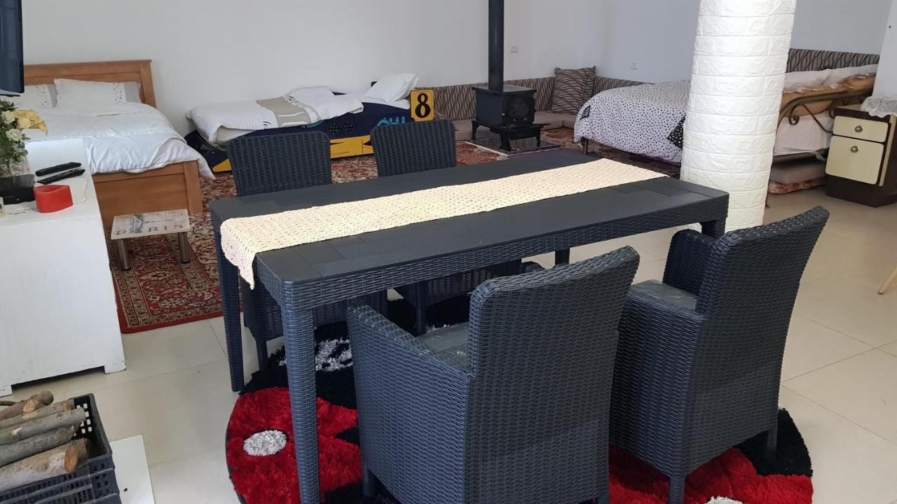 Hermon Accommodation Майдал Шамс Екстериор снимка