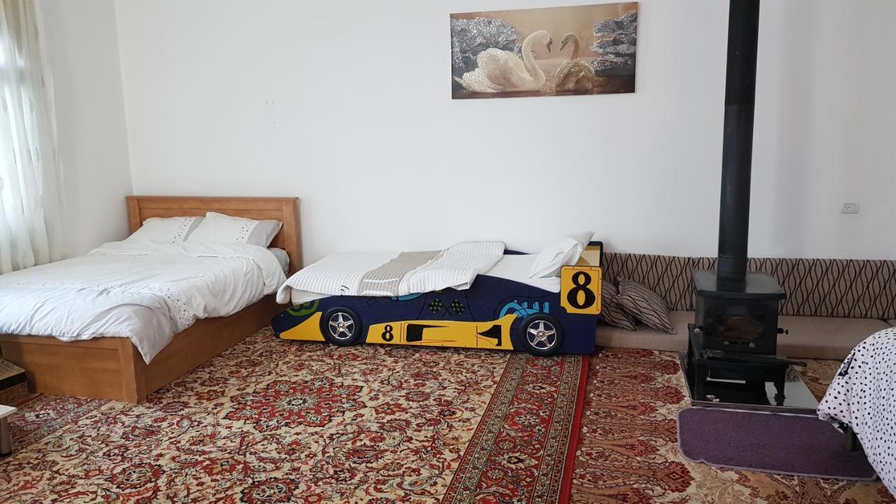 Hermon Accommodation Майдал Шамс Екстериор снимка